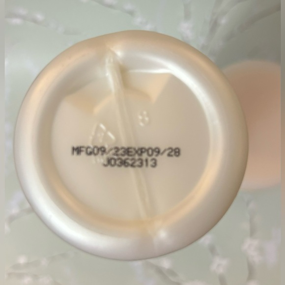 LUSTI OLIVE OIL DETANGLING SPRAY & OLIVE OILHAIR MAYONNAISE. - Picture 8 of 10